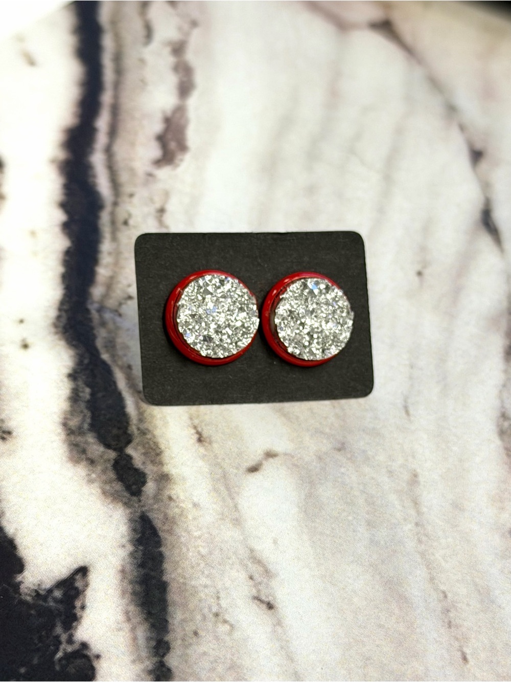 12mm Silver Glitter Round Stud Earrings with Red Trim